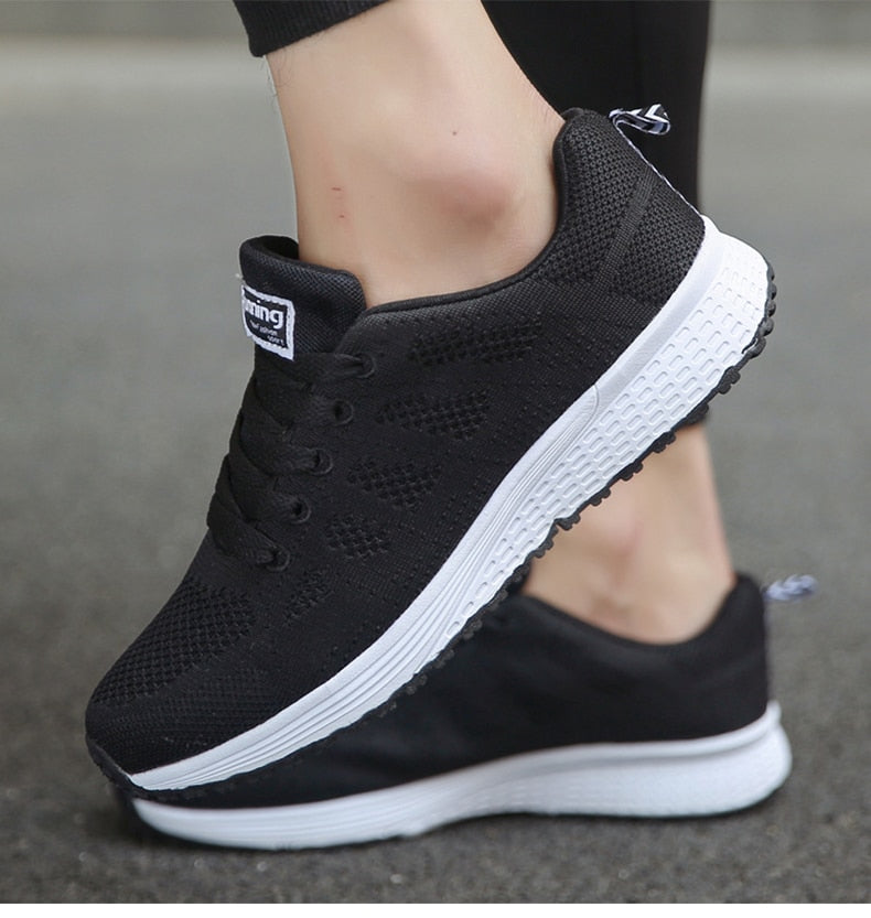 Lunelle™ Aria Sneakers – Clean & Modern Fit
